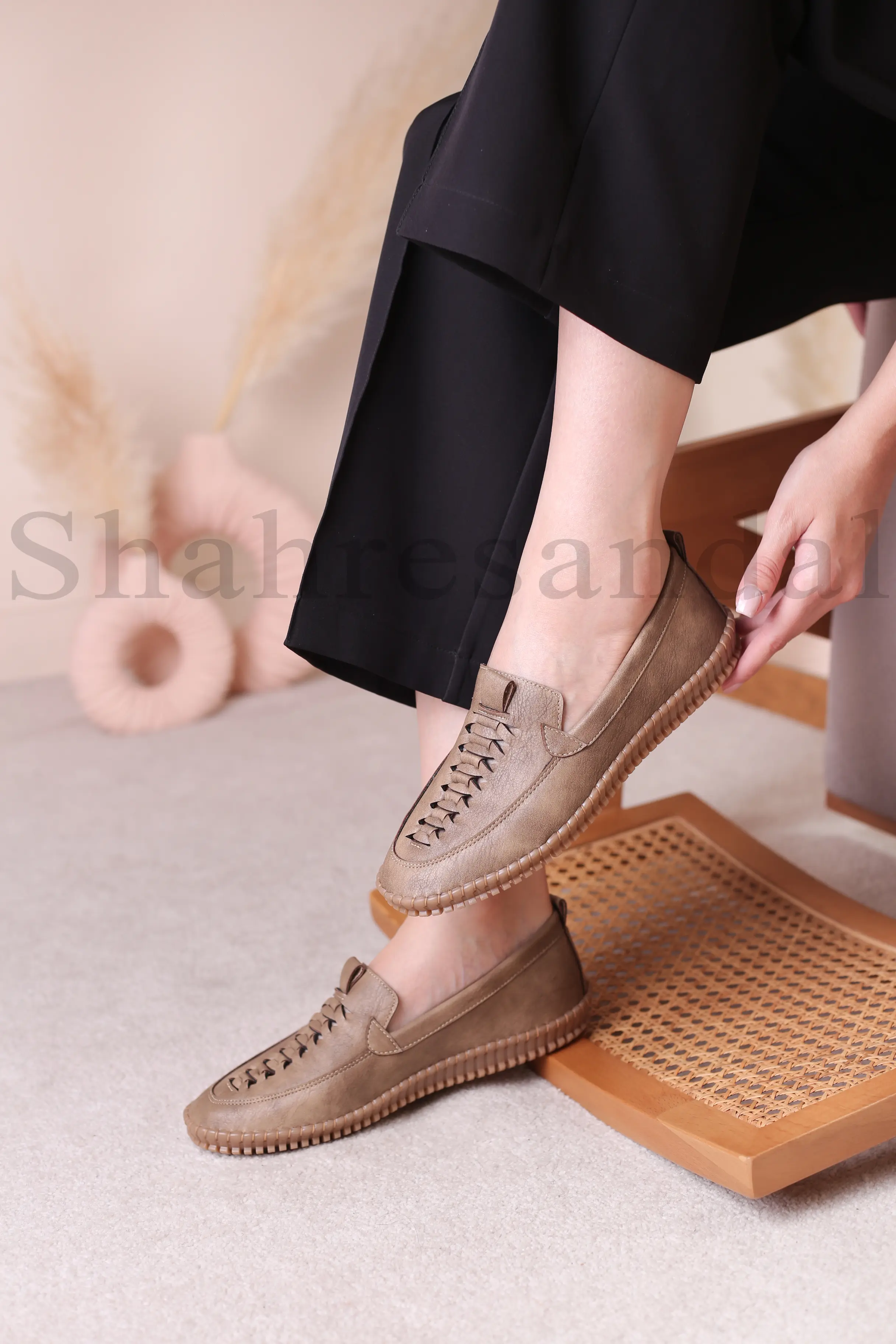 کفش کالج زنانه فونیکس